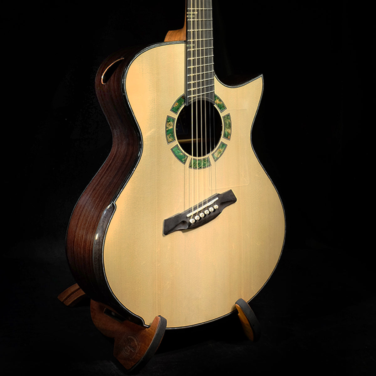 Blue Label | MJ Swiss Moon Indian Rosewood Fan Fret | #103 Hold