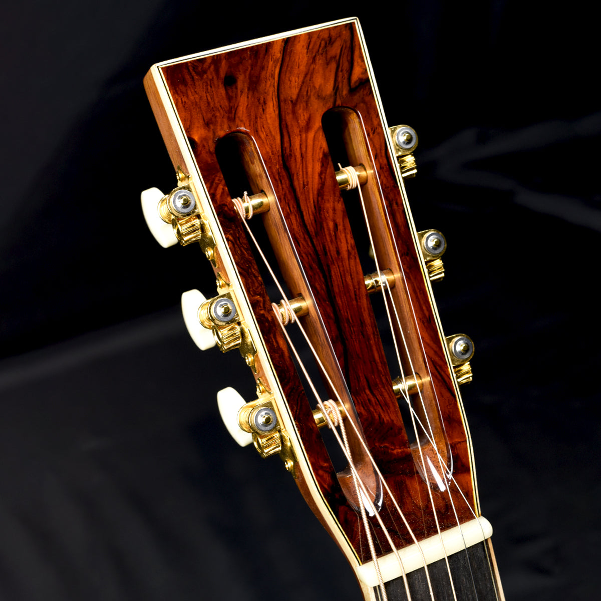 Red Deluxe | O Adirondack Mexican Cocobolo Slotted Headstock